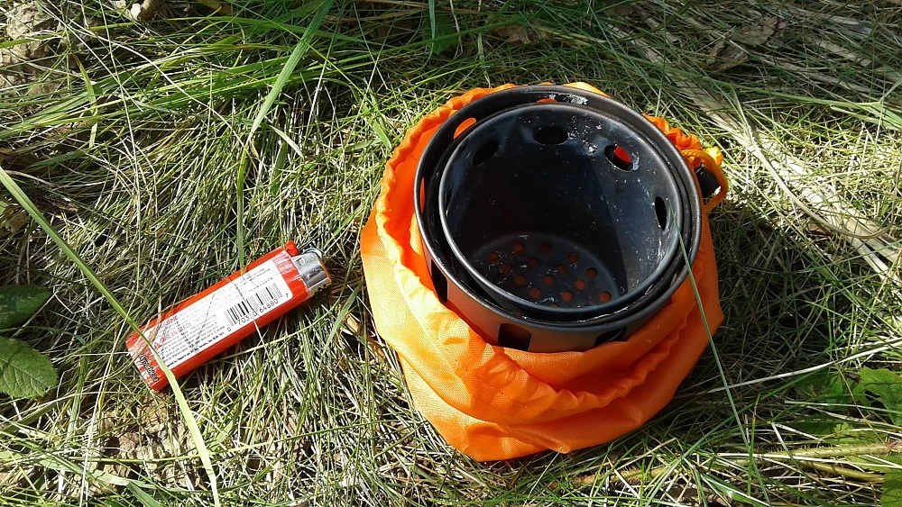 Toaks Titanium Backpacking Wood Burning Stove (small) 5 Toaks Titanium Backpacking Wood Burning Stove (small) - Image 5