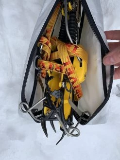 Hyperlite Mountain Gear Prism Crampon Bag 27 Hyperlite Mountain Gear Prism Crampon Bag -Professional Outdoor Equipment Store 785E5F7C 579F 4201 9E98 16E97969108D