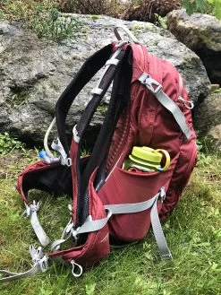 Osprey Manta AG 28 -Professional Outdoor Equipment Store IMG 0985