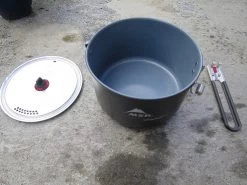 MSR WindBurner Sauce Pot 2.5L -Professional Outdoor Equipment Store IMG 3041