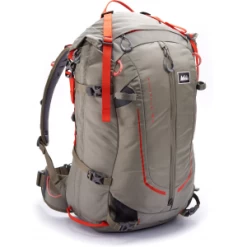 REI Pinnacle 35 Pack -Professional Outdoor Equipment Store l566879 1