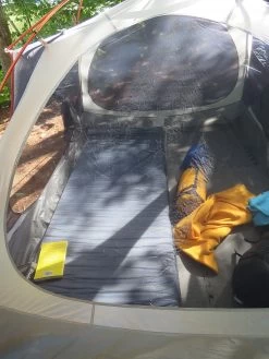 ALPS Mountaineering Lightweight Series Self Inflating Air Pads -Professional Outdoor Equipment Store mat 1