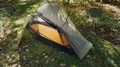 Tarptent Moment DW -Professional Outdoor Equipment Store mtdw crossingpole2