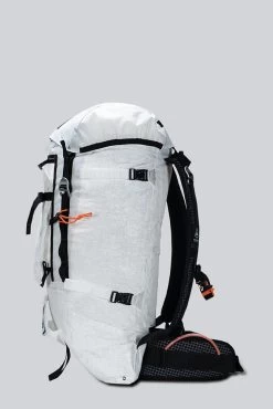 Hyperlite Mountain Gear Prism Pack -Professional Outdoor Equipment Store pack3