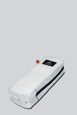 Hyperlite Mountain Gear Prism Crampon Bag 21 Hyperlite Mountain Gear Prism Crampon Bag -Professional Outdoor Equipment Store prismcrampon3